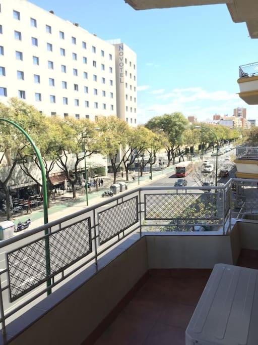 Amplio Piso En Nervion, Excelente Zona De La Ciudad. Apartment Seville Exterior photo